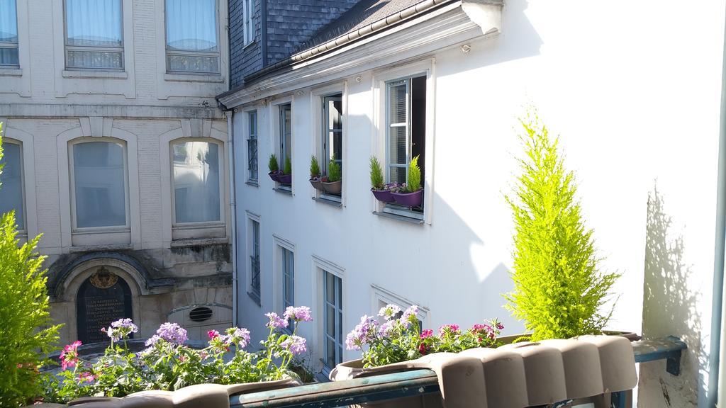Apartamento Le Duplex Honfleur Habitación foto